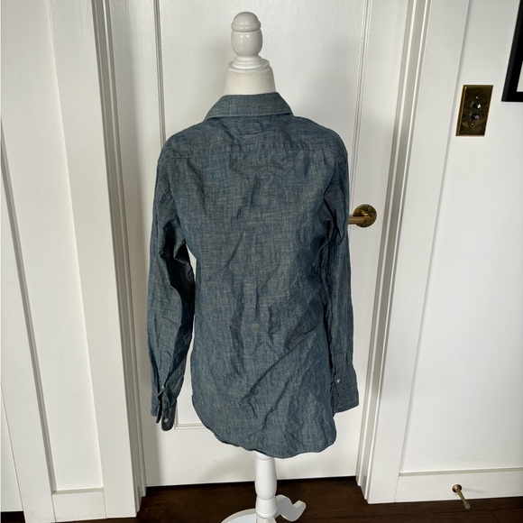 J. Crew Ludlow Chambray Dress Shirt Sz S - Picture 3 of 6